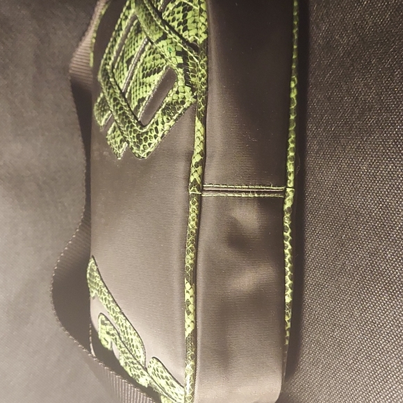 Jennifer Lopez Small Purse - Picture 6 of 6